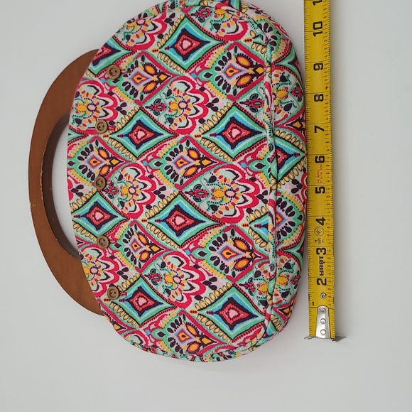 Vintage style Hand Bag with Wooden Handles - Picture 6 of 7